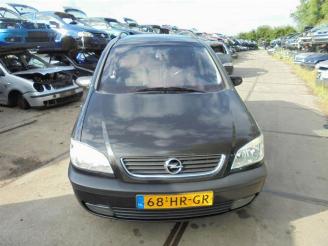 Coche accidentado Opel Zafira Zafira (F75), MPV, 1998 / 2005 1.8 16V 2001/10
