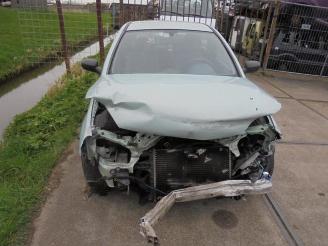 Damaged car Opel Corsa Corsa C (F08/68), Hatchback, 2000 / 2009 1.0 12V 2001/5