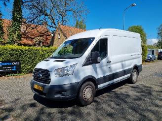 Schadeauto Ford Transit 2.2 TDCI 114KW L2H2 Airco 2014/12