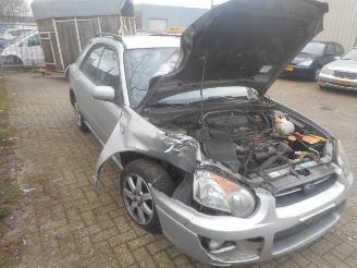 uszkodzony samochody osobowe Subaru Impreza  2004/1