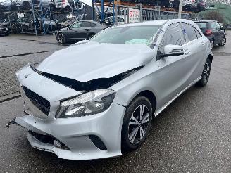 Unfallwagen Mercedes A-klasse  2018/1