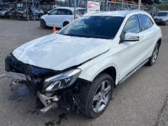 Auto incidentate Mercedes GLA  2015/1