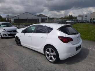Unfallwagen Opel Astra 1.7 CDTI    A17DTJ 2010/5