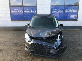 uszkodzony samochody osobowe Ford Courier Transit Courier, Van, 2014 1.0 Ti-VCT EcoBoost 12V 2021/9