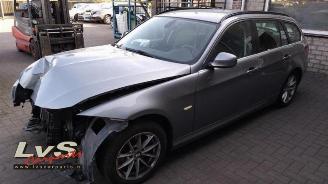 Auto incidentate BMW 3-serie 3 serie Touring (E91), Combi, 2004 / 2012 320d 16V Efficient Dynamics Edition 2012/2