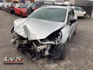 Damaged car Renault Clio Clio IV Estate/Grandtour (7R), Combi 5-drs, 2012 / 2021 1.5 Energy dCi 90 FAP 2016/10