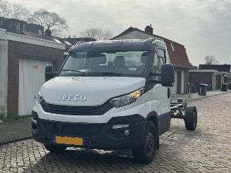 Voiture accidenté Iveco Daily iveco daily 2.3 oprijwagen AUTOMAAT 2017/1
