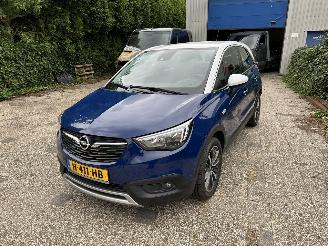damaged passenger cars Opel Crossland X 2019/6