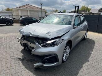 skadebil caravan BMW 1-serie i Advantage  DAB-Tuner ScheinLED 2021/5